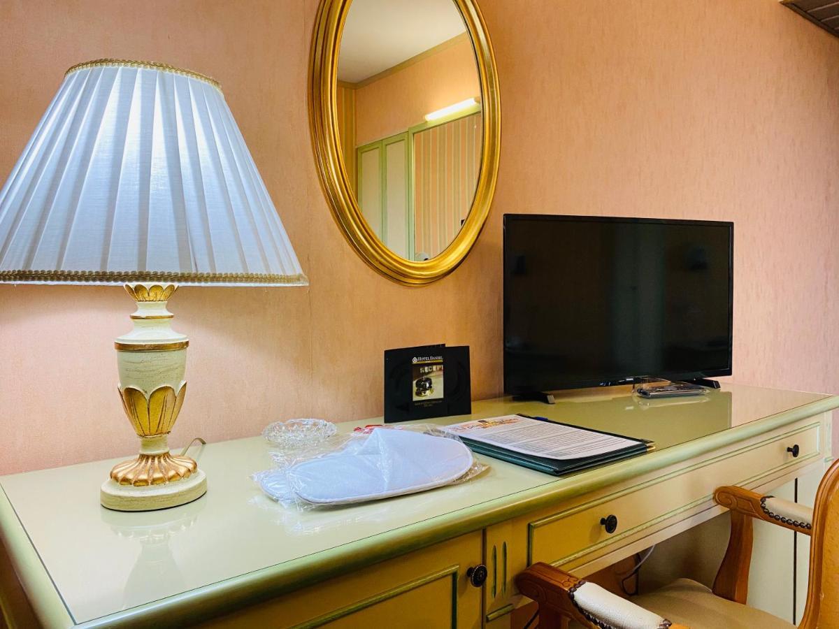Hotel Daniel Basiano エクステリア 写真