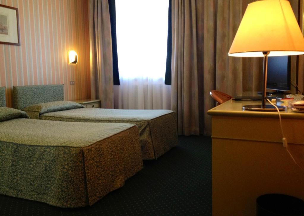 Hotel Daniel Basiano 部屋 写真