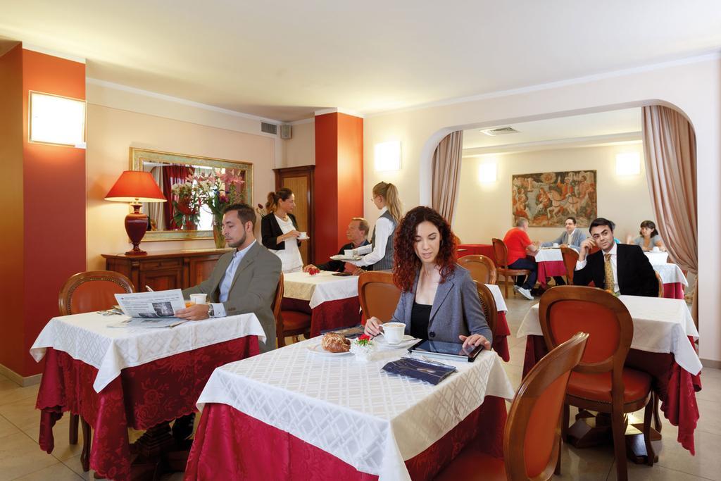 Hotel Daniel Basiano エクステリア 写真