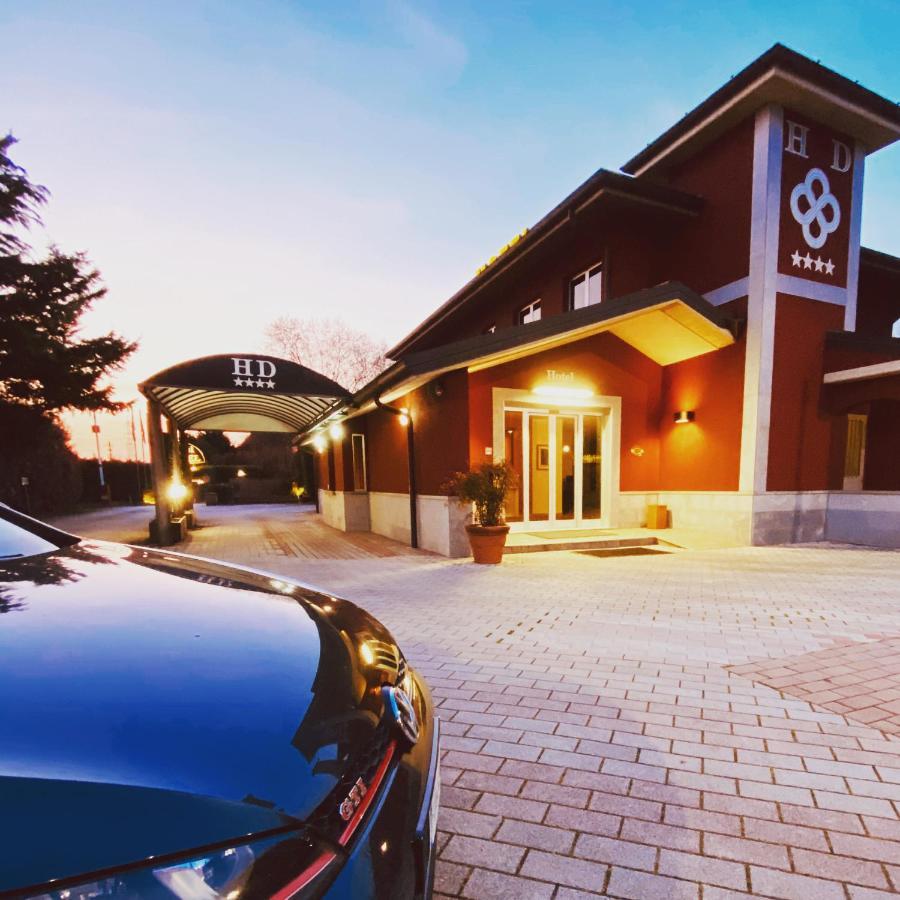 Hotel Daniel Basiano エクステリア 写真
